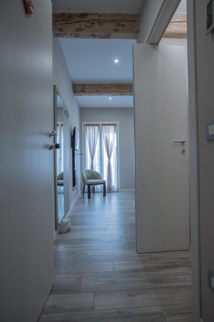 Lanterna Room&Breakfast Carpi Exterior foto